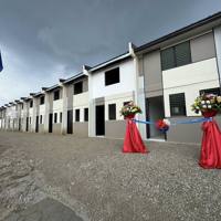 Deca Homes Granada Premium unit photo 2