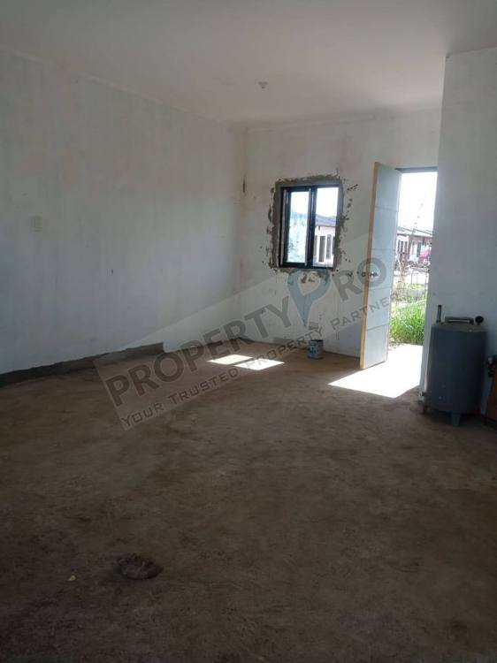 South Spring Rowhouse photo 3