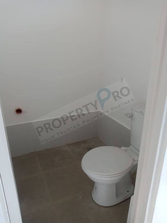 South Spring Rowhouse photo 4