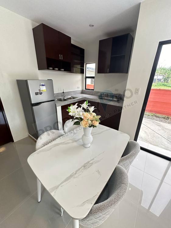 Suburbia Homes at Residencia Royale Luke photo 3