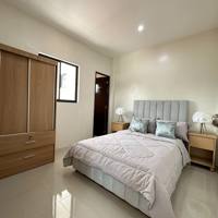 Suburbia Homes at Residencia Royale Luke photo 4