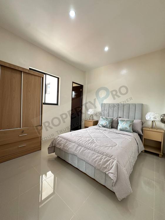 Suburbia Homes at Residencia Royale Luke photo 4