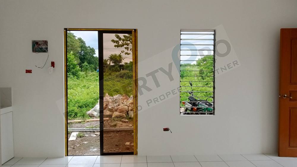 Suburbia Homes at Residencia Royale Sam photo 2