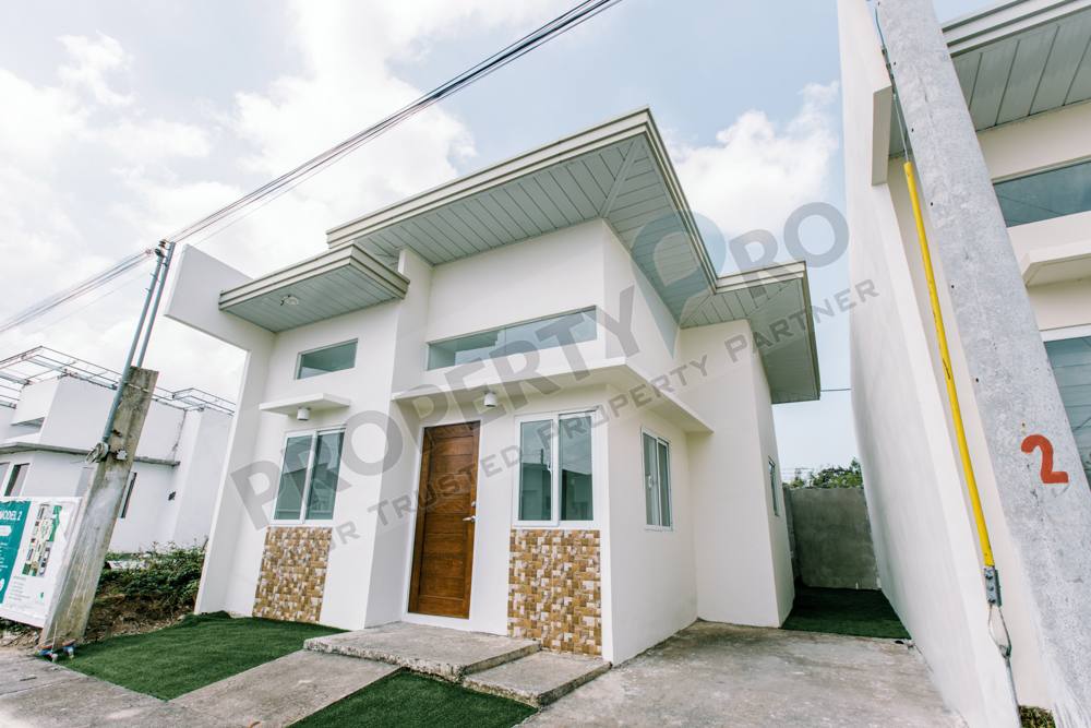 Vista Verde Model 2 photo 2